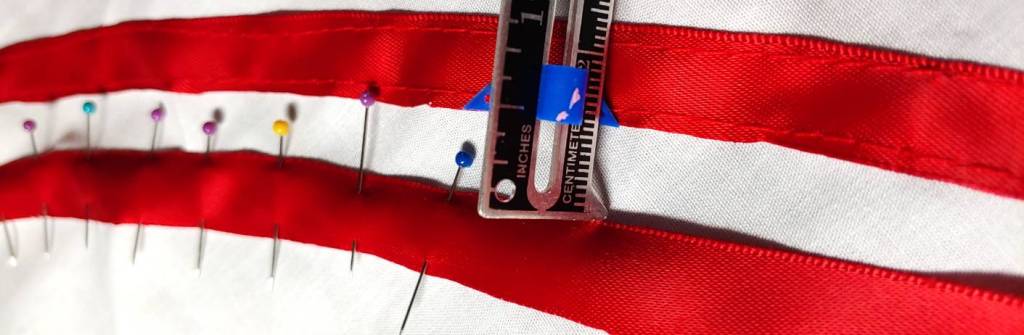 Using a gauge to measure parallel curves