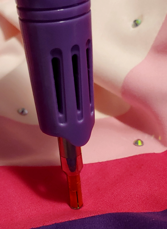 Hold the tool vertically as you hotfix