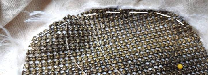 Sewing a maille sleeve accent with a straight stitch to the top of the sleeve